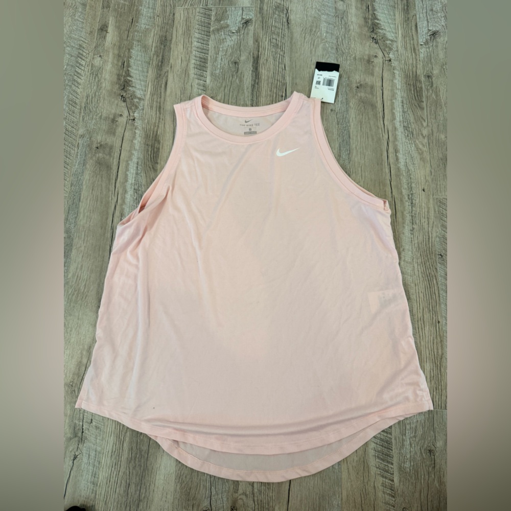 NWT! Nike Women's Light Pink Tank Top